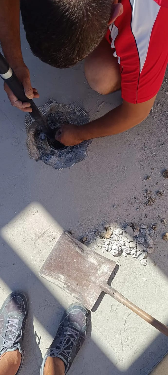 хидроизолация на сифони на покривна тераса в София